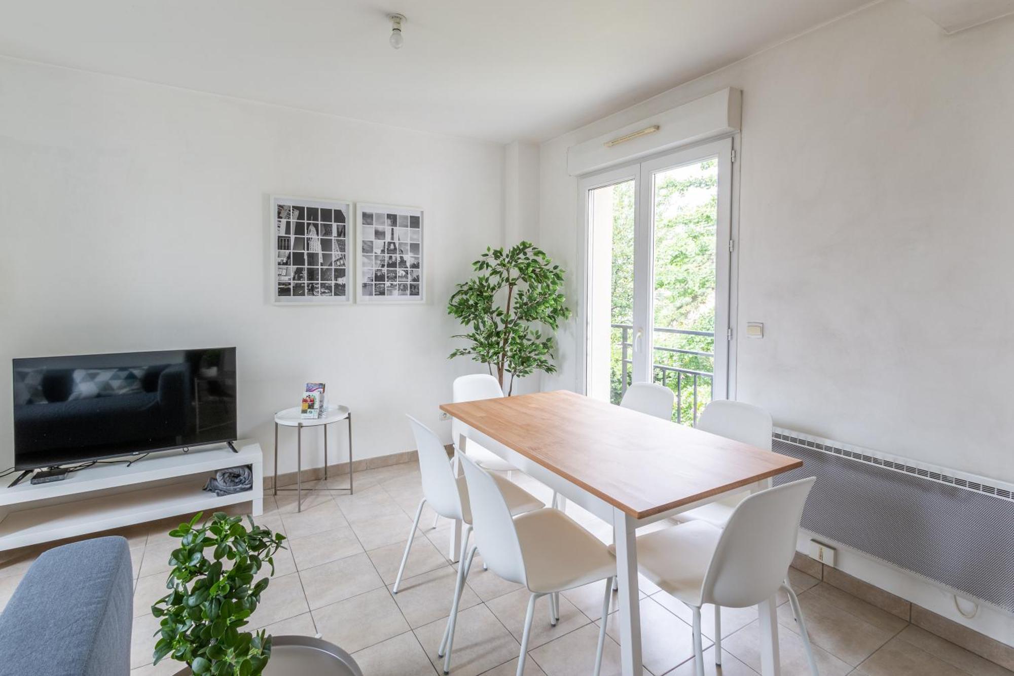 Le Poincare, Proche Gare Rer, Parking, Arrivee Autonome Apartment Palaiseau Exterior photo